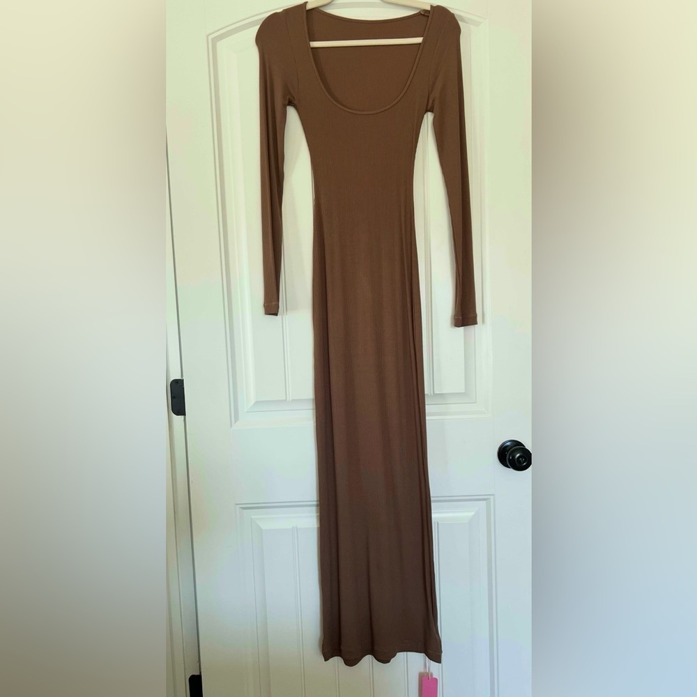 Brown Long Sleeve Maxi Dress